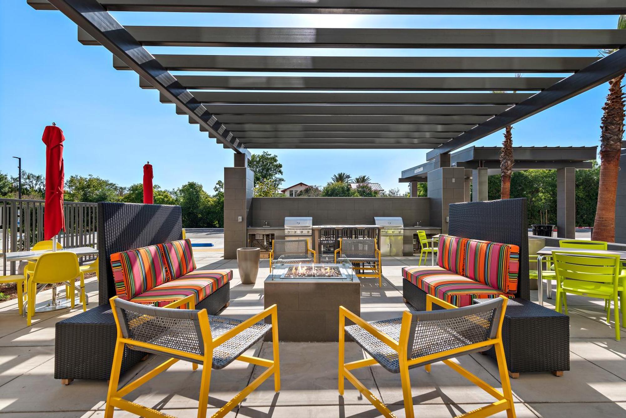 Home2 Suites By Hilton San Bernardino Exterior foto